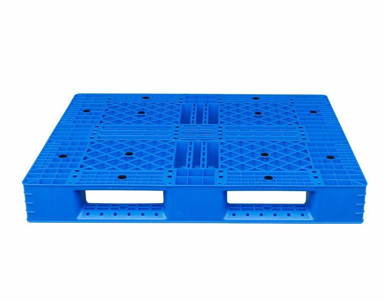 william威廉中文官网1210网格田字塑料托盘-12kg